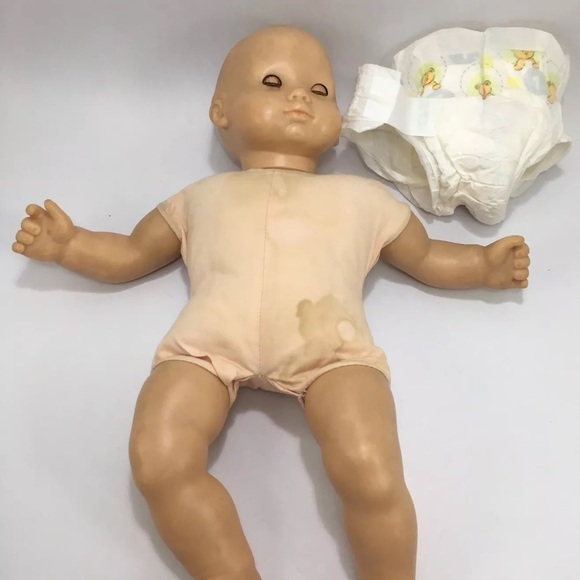 Vintage Pleasant Company Infant Baby Doll Stamped 14 - Picture 4 of 6